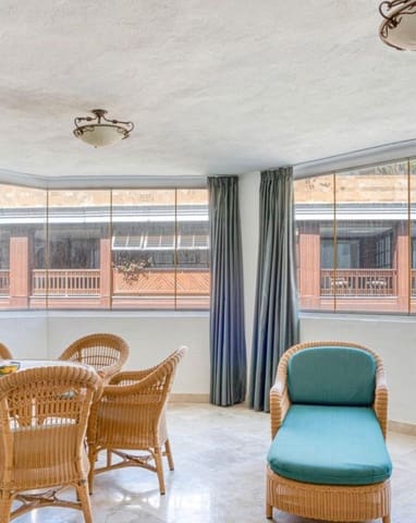 2 soveværelse Lejlighed til salg i Puerto Banus, Marbella med swimmingpool - € 1.100.000 (Ref: 10082692)