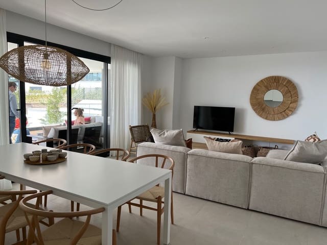 4 sypialnia Apartament na sprzedaż w Zona Calvario, Estepona - 895 000 € (Ref: 10082729)