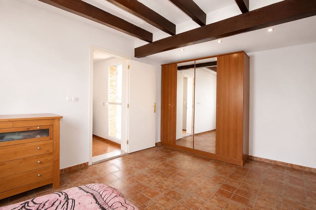 5 chambre Maison de Ville à vendre à Marbella avec piscine garage - 560 000 € (Ref: 10082736)
