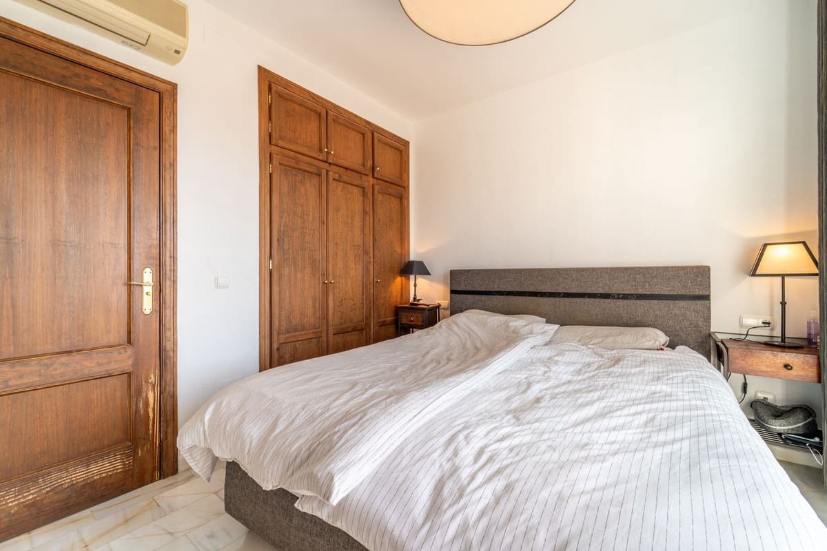 3 soverom Hus til salgs i Marbella med svømmebasseng garasje - € 875 000 (Ref: 10082738)