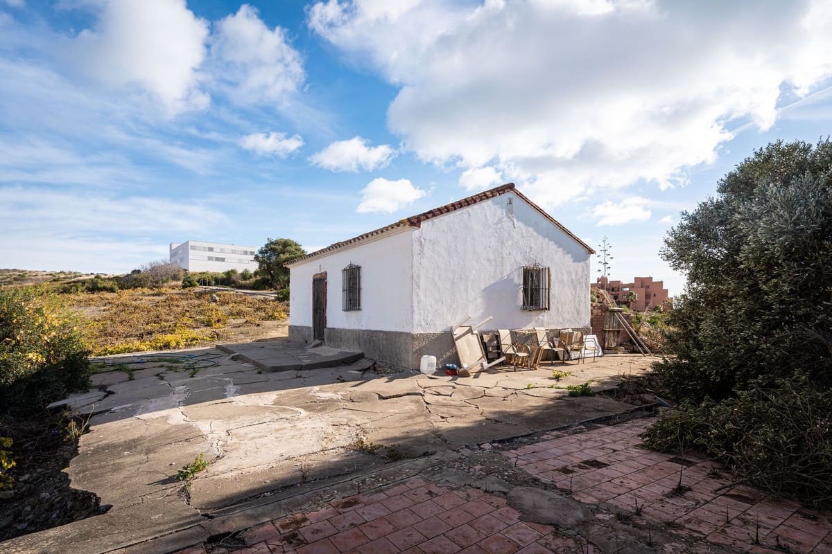 2 sypialnia Finka/Dom wiejski na sprzedaż w Manilva z basenem garażem - 692 000 € (Ref: 10082753)