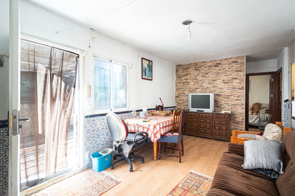 11 soverom Villa til salgs i Torreguadiaro med garasje - € 1 500 000 (Ref: 10082754)