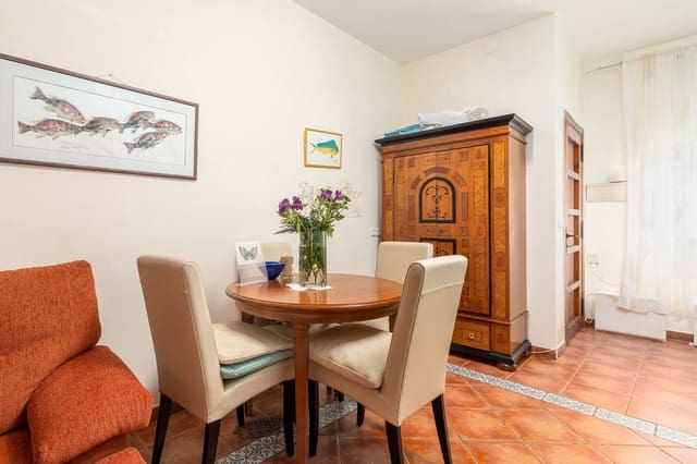 3 chambre Maison de Ville à vendre à Guadiaro, San Roque avec garage - 279 000 € (Ref: 10082755)
