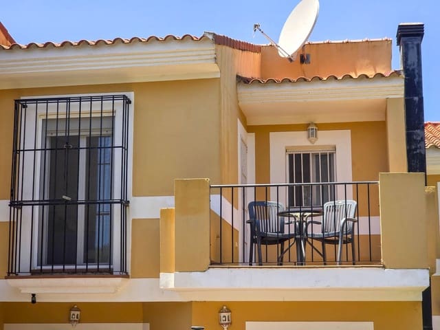 3 makuuhuone Omakotitalo myytävänä paikassa La Duquesa / Puerto de la Duquesa, Manilva - 345 000 € (Ref: 10082771)