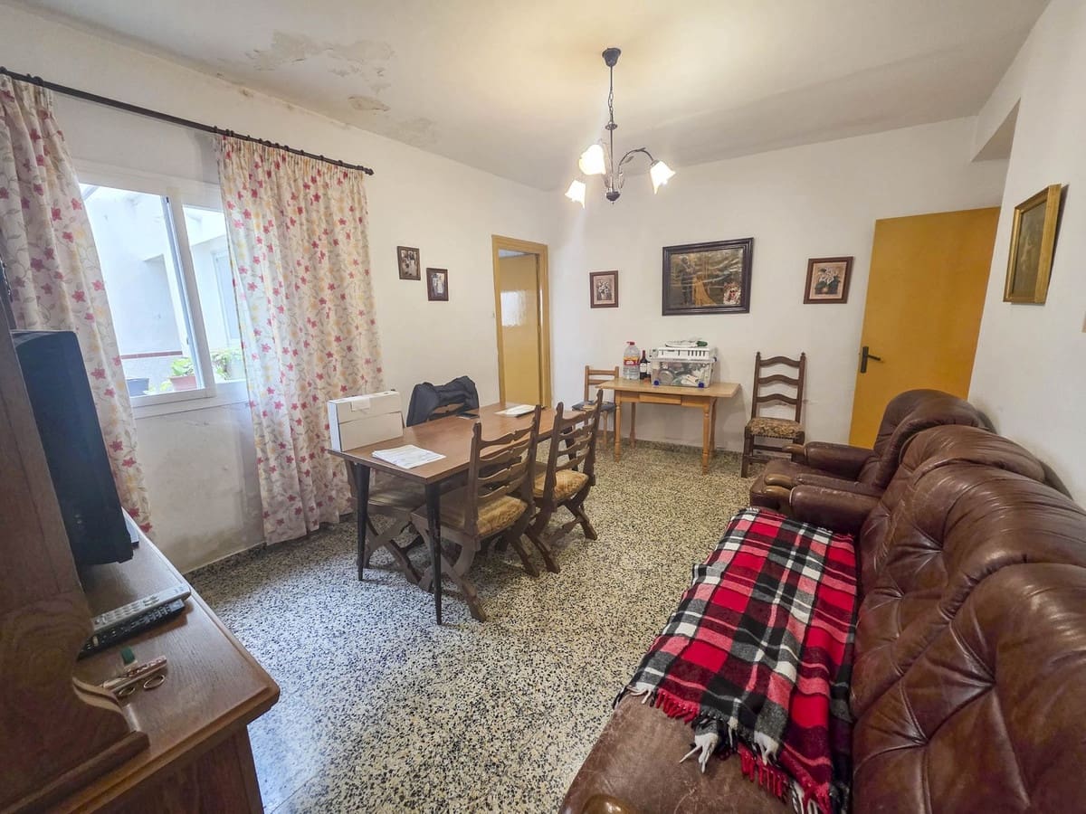 5 quarto Casa em Banda para venda em Estepona com garagem - 700 000 € (Ref: 10082788)