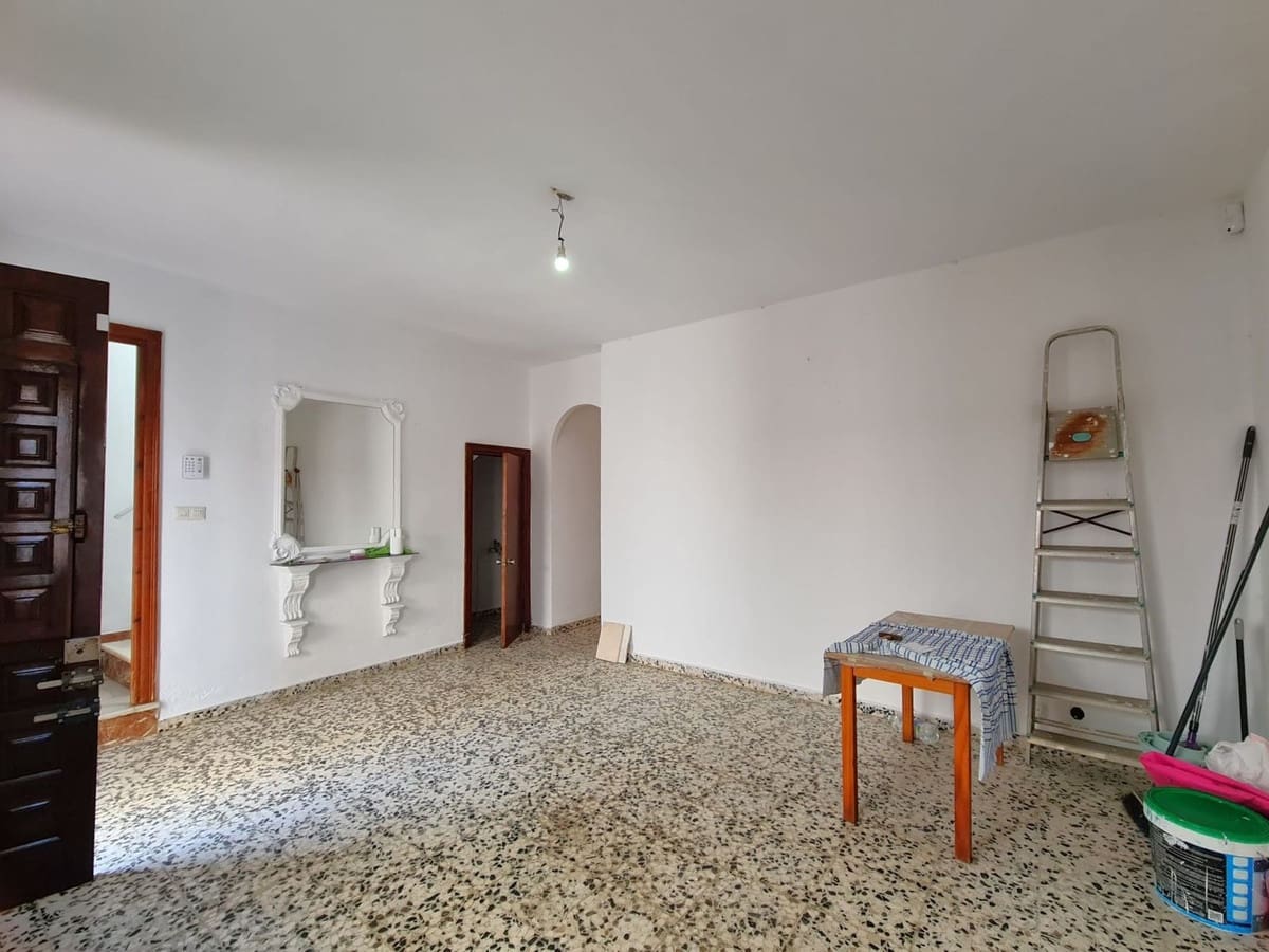 3 slaapkamer Huis te koop in Estepona - € 435.000 (Ref: 10082795)
