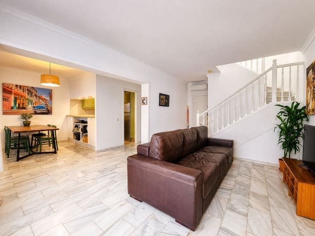 3 bedroom Townhouse for sale in La Duquesa / Puerto de la Duquesa, Manilva - € 399,000 (Ref: 10082802)