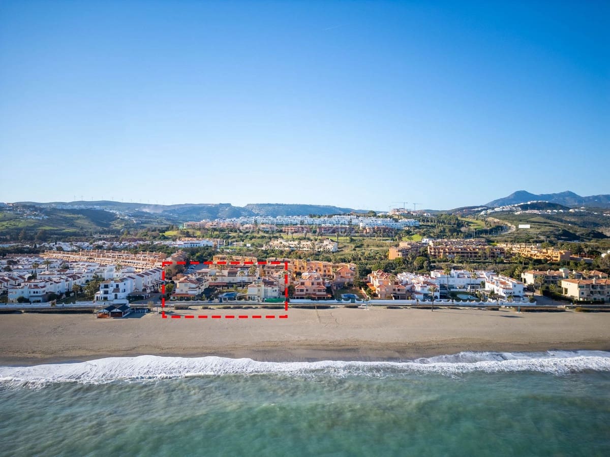 4 slaapkamer Huis te koop in Bahia de Casares - € 675.000 (Ref: 10082844)