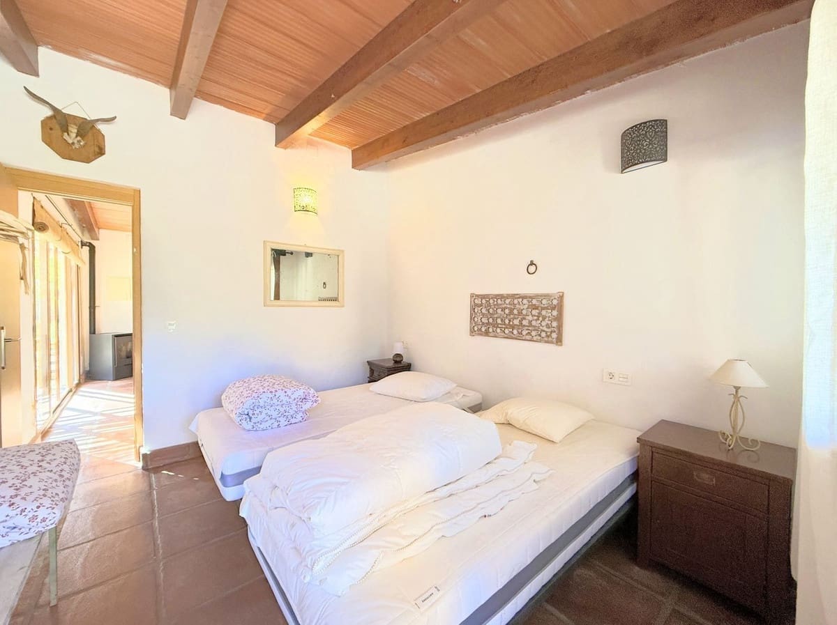 8 quarto Quinta/Casa Rural para venda em Casares - 1 729 000 € (Ref: 10082847)