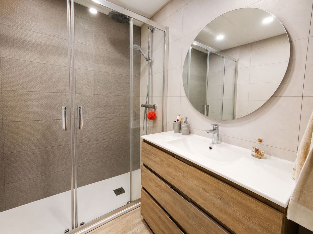 3 soveværelse Lejlighed til salg i La Duquesa / Puerto de la Duquesa med swimmingpool garage - € 424.000 (Ref: 10082864)