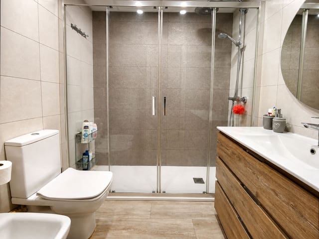 3 soveværelse Lejlighed til salg i La Duquesa / Puerto de la Duquesa, Manilva med swimmingpool garage - € 424.000 (Ref: 10082864)