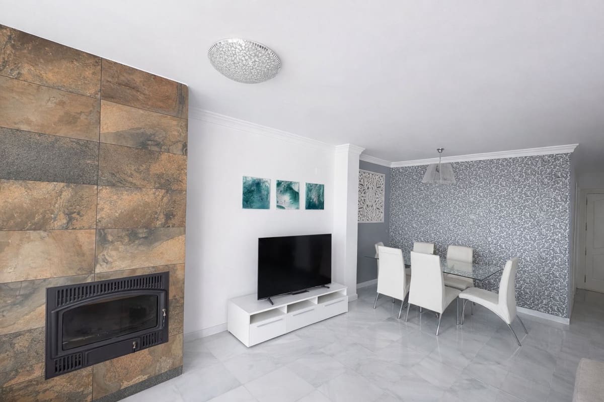 3 chambre Maison de Ville à vendre à Estepona - 698 000 € (Ref: 10082868)