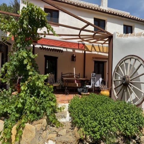 4 sypialnia Finka/Dom wiejski na sprzedaż w Casares Pueblo, Casares z basenem - 775 000 € (Ref: 10082869)
