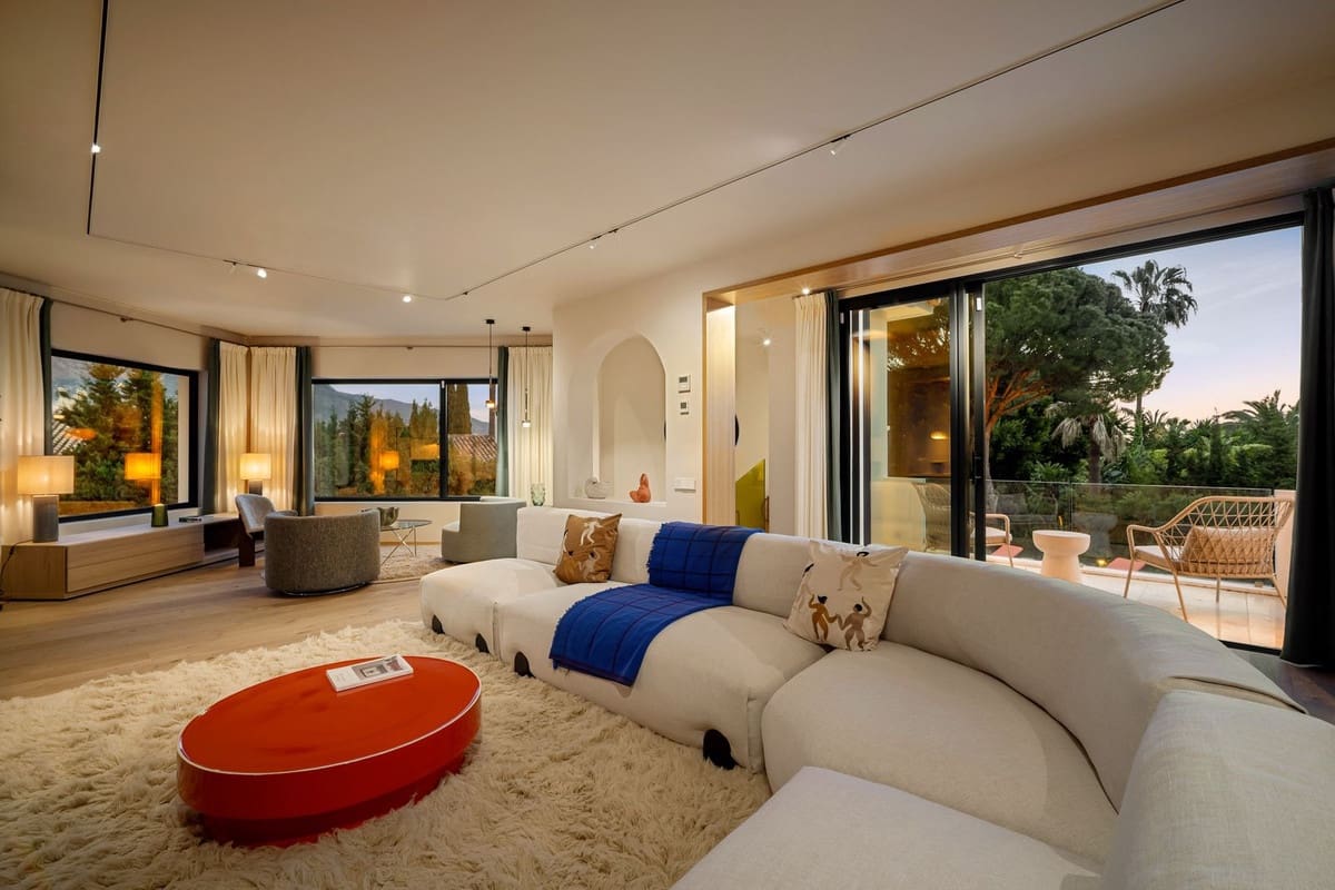 4 chambre Villa/Maison à vendre à Nueva Andalucia avec piscine garage - 2 995 000 € (Ref: 10082885)