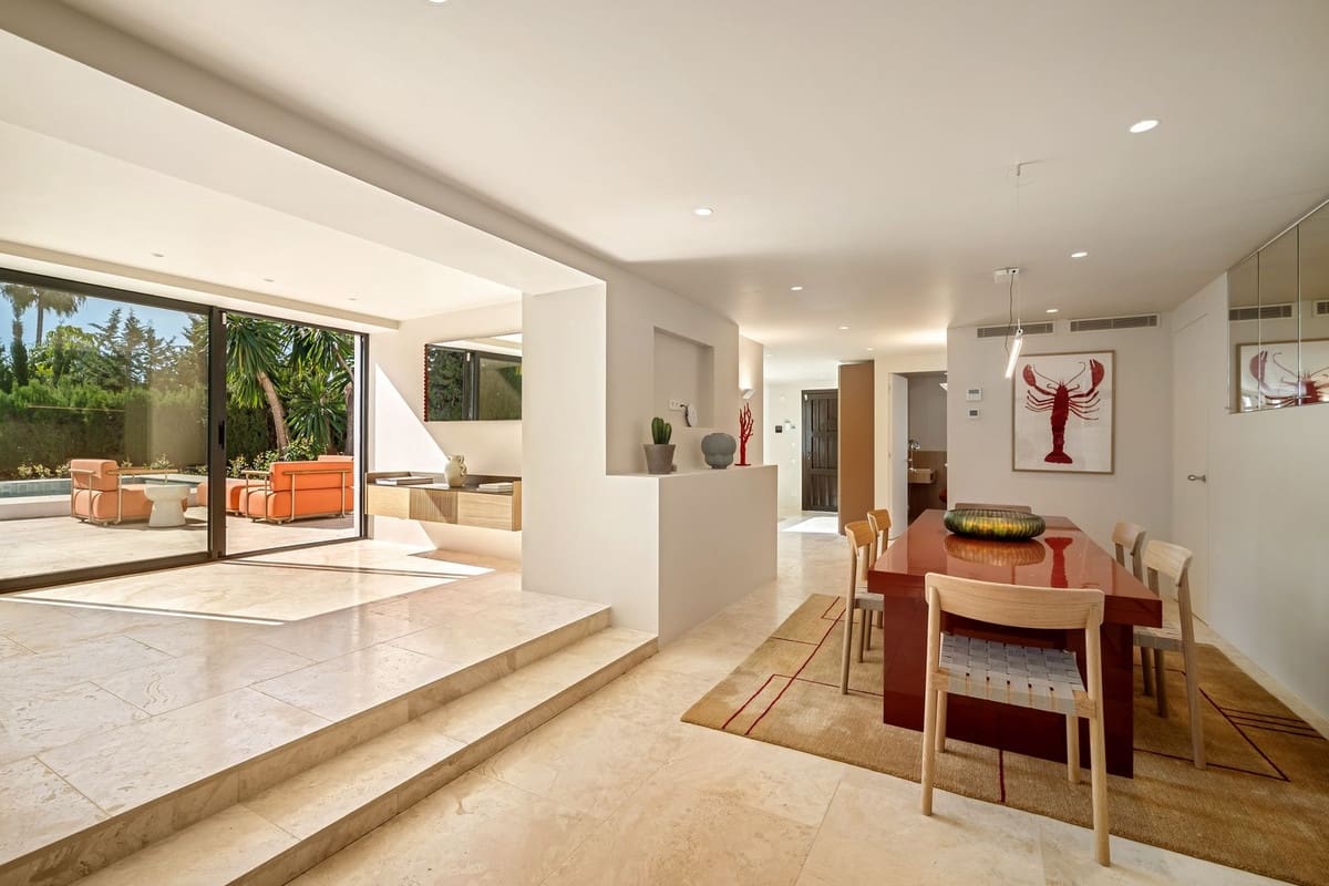 4 chambre Villa/Maison à vendre à Nueva Andalucia avec piscine garage - 2 995 000 € (Ref: 10082885)