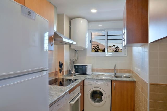 2 Zimmer Apartment zu verkaufen in Zona Calvario, Estepona - 298.000 € (Ref: 10082907)