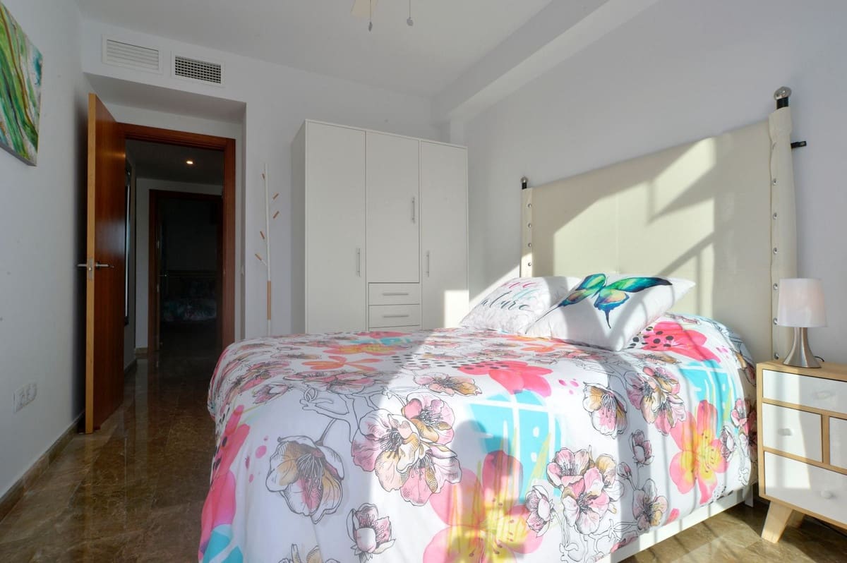 2 Zimmer Apartment zu verkaufen in Estepona - 298.000 € (Ref: 10082907)