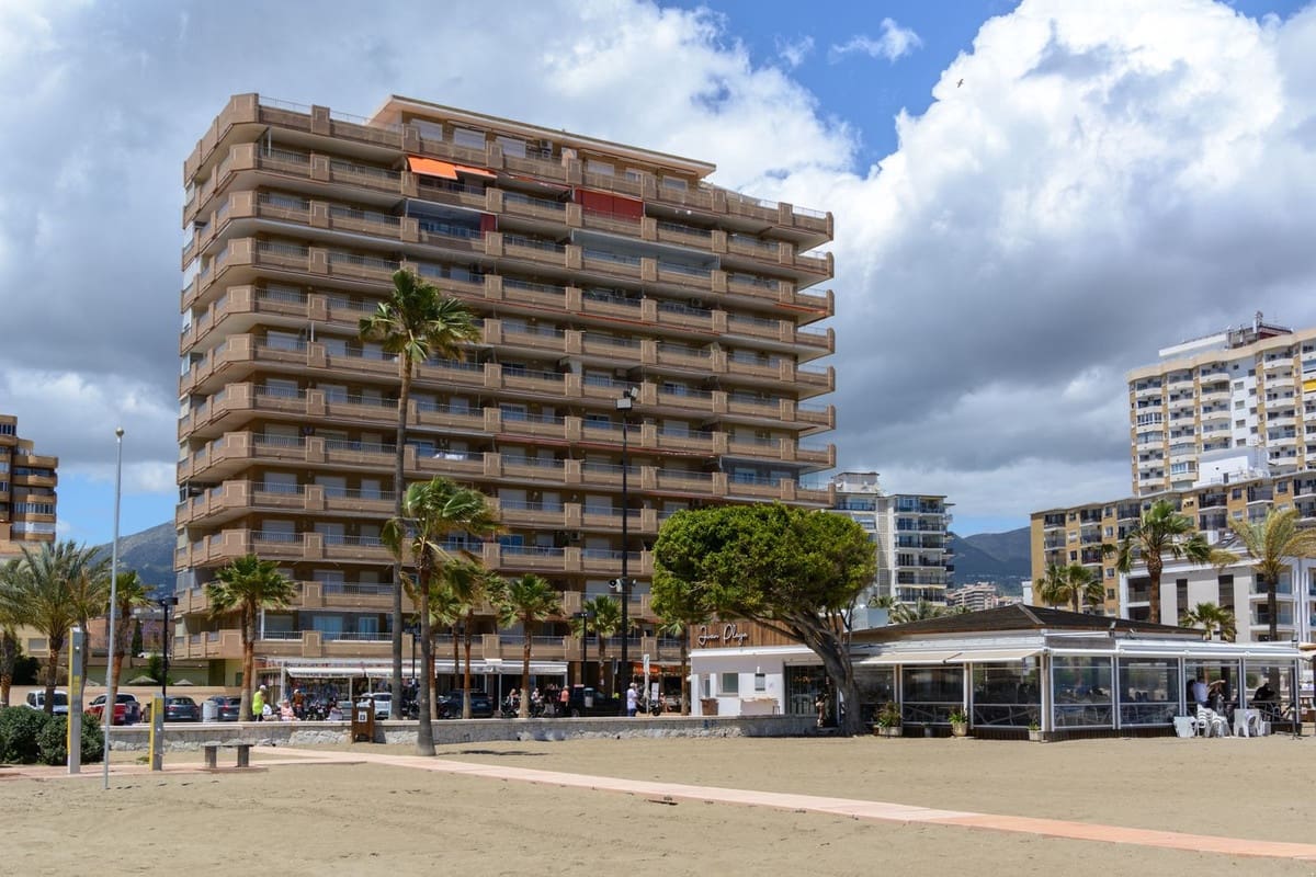 2 Zimmer Apartment zu verkaufen in Fuengirola mit Pool - 1.200.000 € (Ref: 10082914)