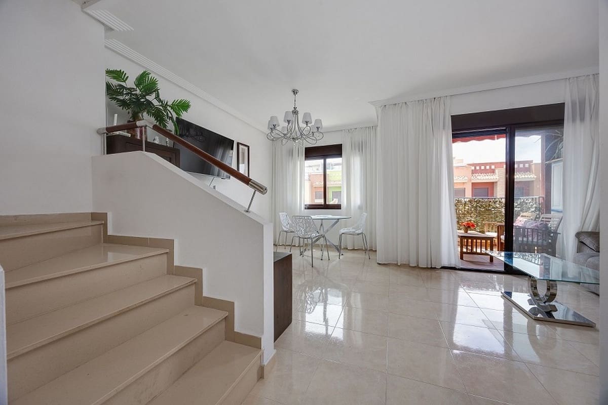 2 soveværelse Lejlighed til salg i Orihuela Costa med swimmingpool garage - € 233.000 (Ref: 10082919)