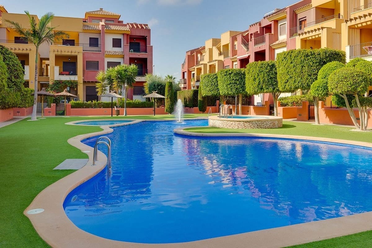 2 soveværelse Lejlighed til salg i Orihuela Costa med swimmingpool garage - € 233.000 (Ref: 10082919)