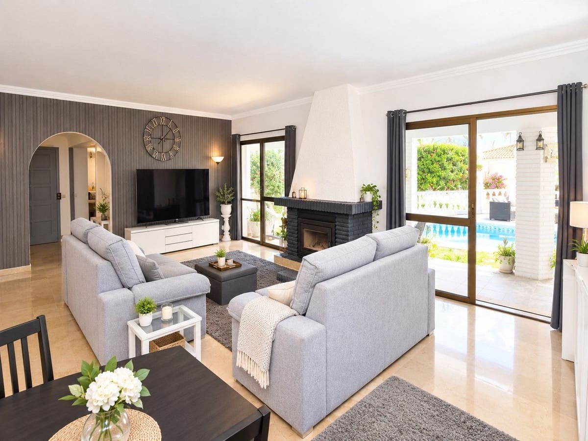 3 sypialnia Willa na sprzedaż w Benalmadena Costa z basenem garażem - 625 000 € (Ref: 10082922)