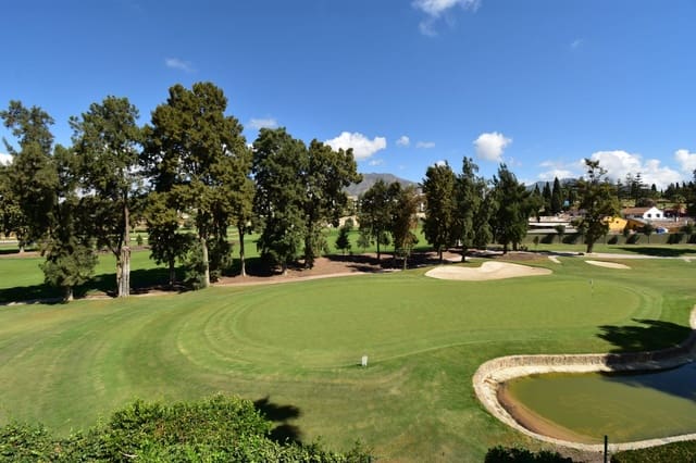Apartamento de 1 habitación en Mijas Golf, Mijas en venta con piscina garaje - 230.000 € (Ref: 10082927)