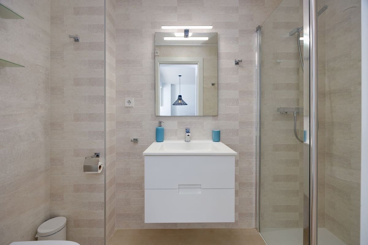 Apartamento de 2 habitaciones en Pilar de la Horadada en venta con piscina garaje - 259.950 € (Ref: 10082962)