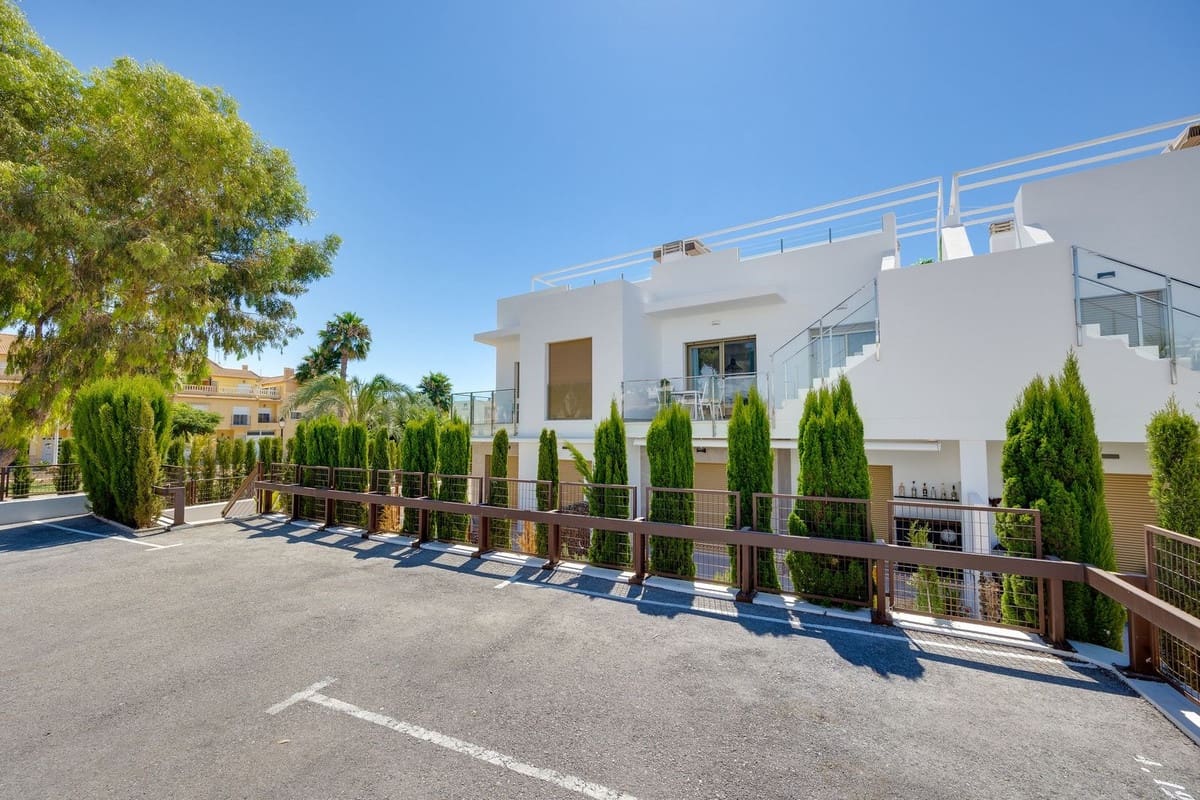 Apartamento de 2 habitaciones en Pilar de la Horadada en venta con piscina garaje - 259.950 € (Ref: 10082962)