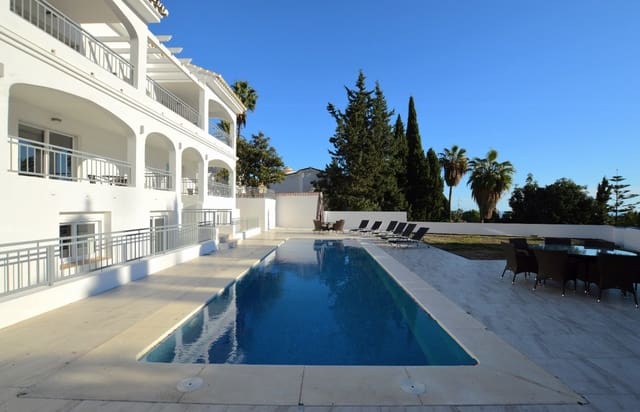 6 sypialnia Willa na sprzedaż w Benalmadena Costa, Benalmádena z basenem - 1 450 000 € (Ref: 10082979)