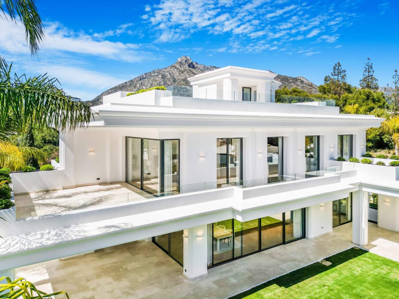 6 sypialnia Willa na sprzedaż w Marbella z basenem - 6 400 000 € (Ref: 10083181)