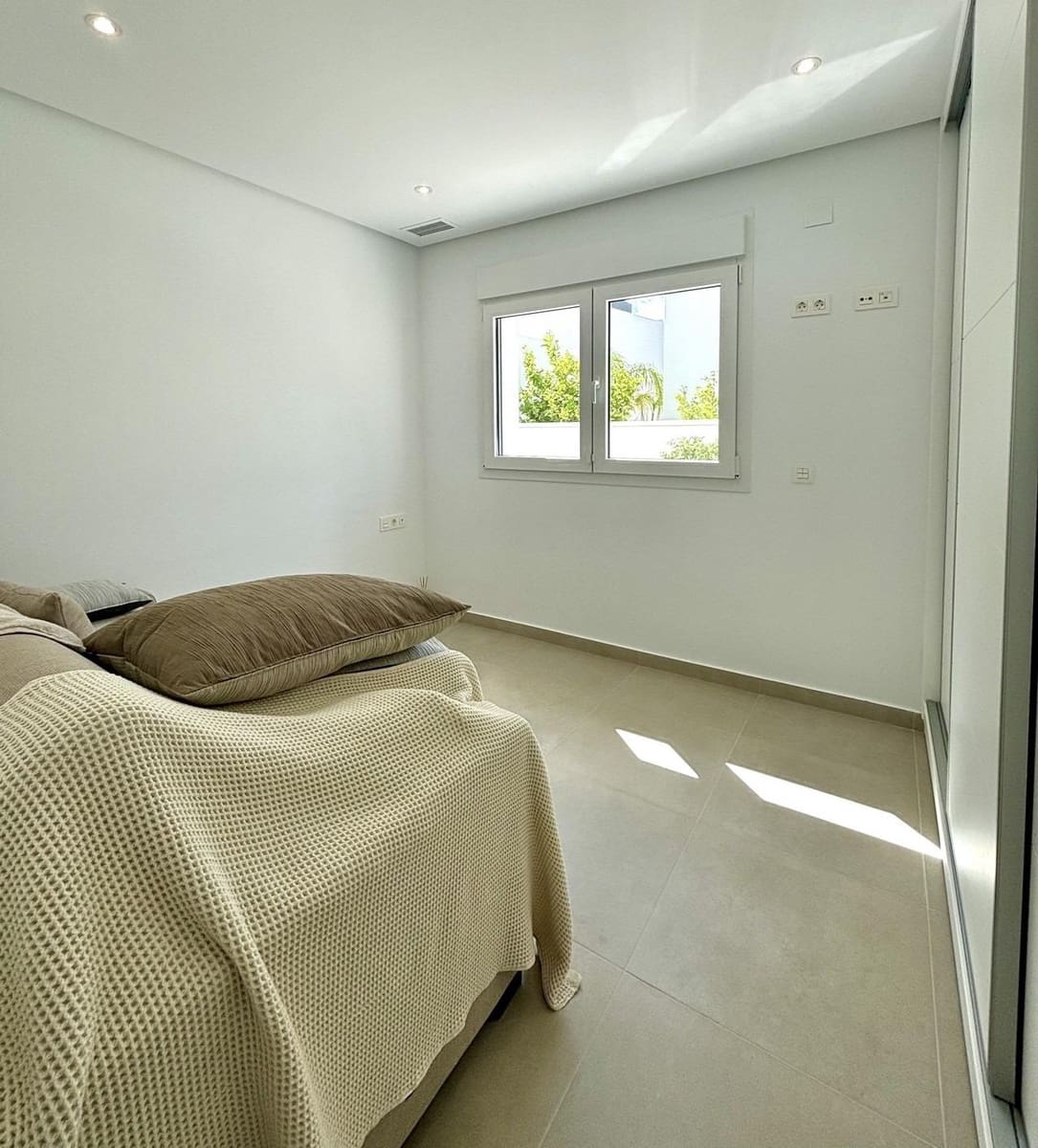 3 sypialnia Willa na sprzedaż w Benijofar z basenem garażem - 589 000 € (Ref: 10083184)