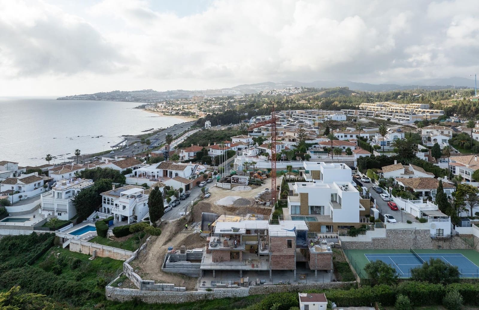 4 soverom Villa til salgs i Mijas med svømmebasseng - € 1 765 000 (Ref: 10083446)