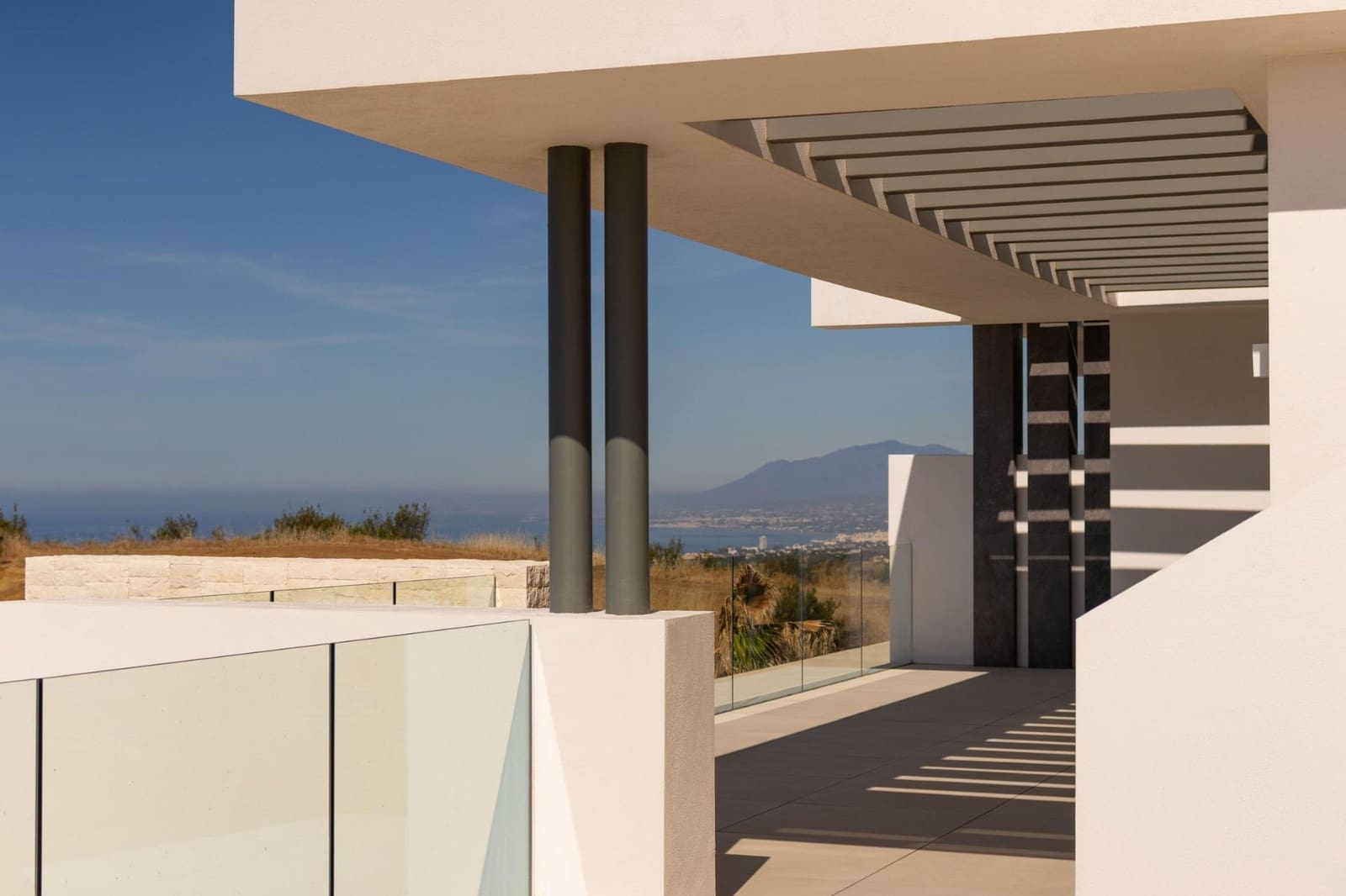 3 camera da letto Appartamento in vendita in Ojen con piscina garage - 2.000.000 € (Rif: 10083730)