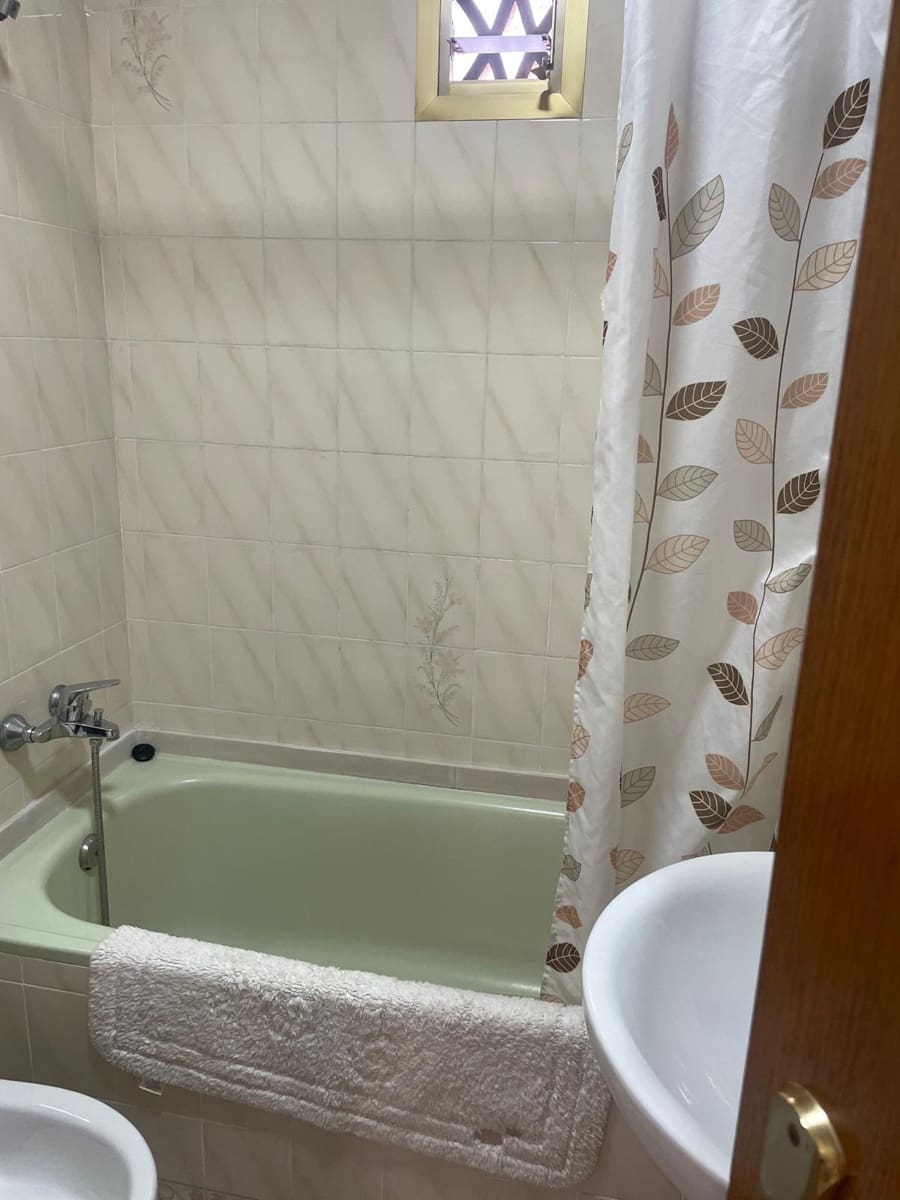 4 sovrum Lägenhet till salu i Torrevieja - 317 000 € (Ref: 10083836)