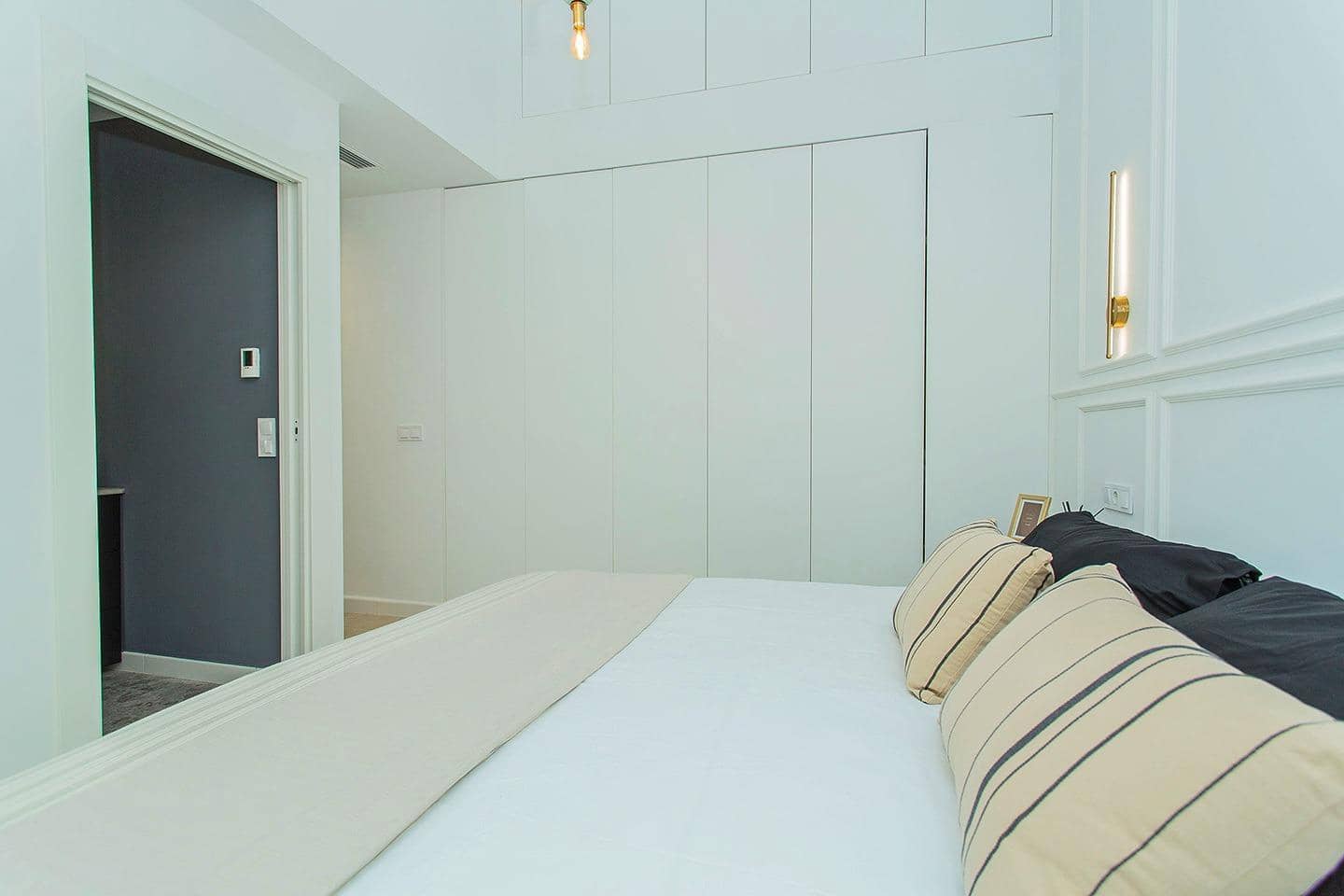 Casa de 2 habitaciones en Torrevieja en venta con piscina - 499.000 € (Ref: 10083847)