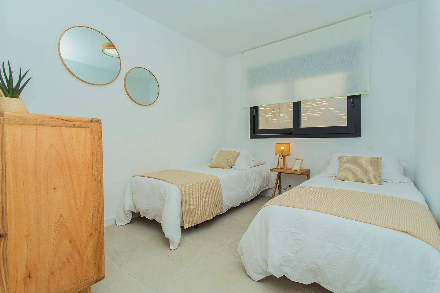 Casa de 2 habitaciones en Torrevieja en venta con piscina - 499.000 € (Ref: 10083847)