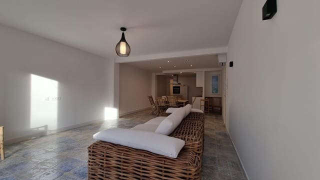 2 makuuhuone Huoneisto myytävänä paikassa Centro - Muelle Pesquero, Torrevieja - 224 000 € (Ref: 10083851)