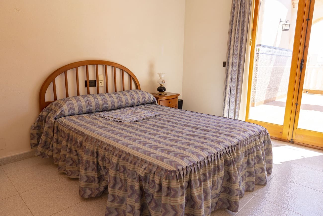 7 makuuhuone Kattohuoneisto myytävänä paikassa Torrevieja - 445 000 € (Ref: 10083855)