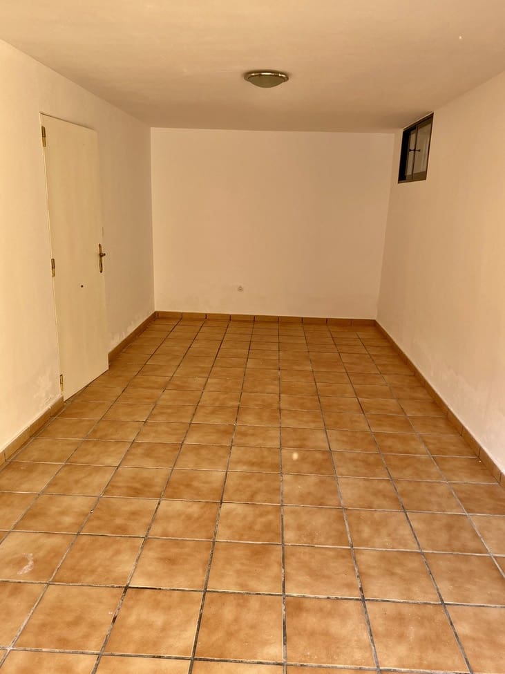 3 slaapkamer Halfvrijstaande villa te koop in Villamartin - € 363.500 (Ref: 10083862)