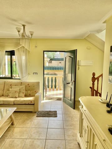 3 slaapkamer Halfvrijstaande villa te koop in Villamartin, Orihuela - € 363.500 (Ref: 10083862)