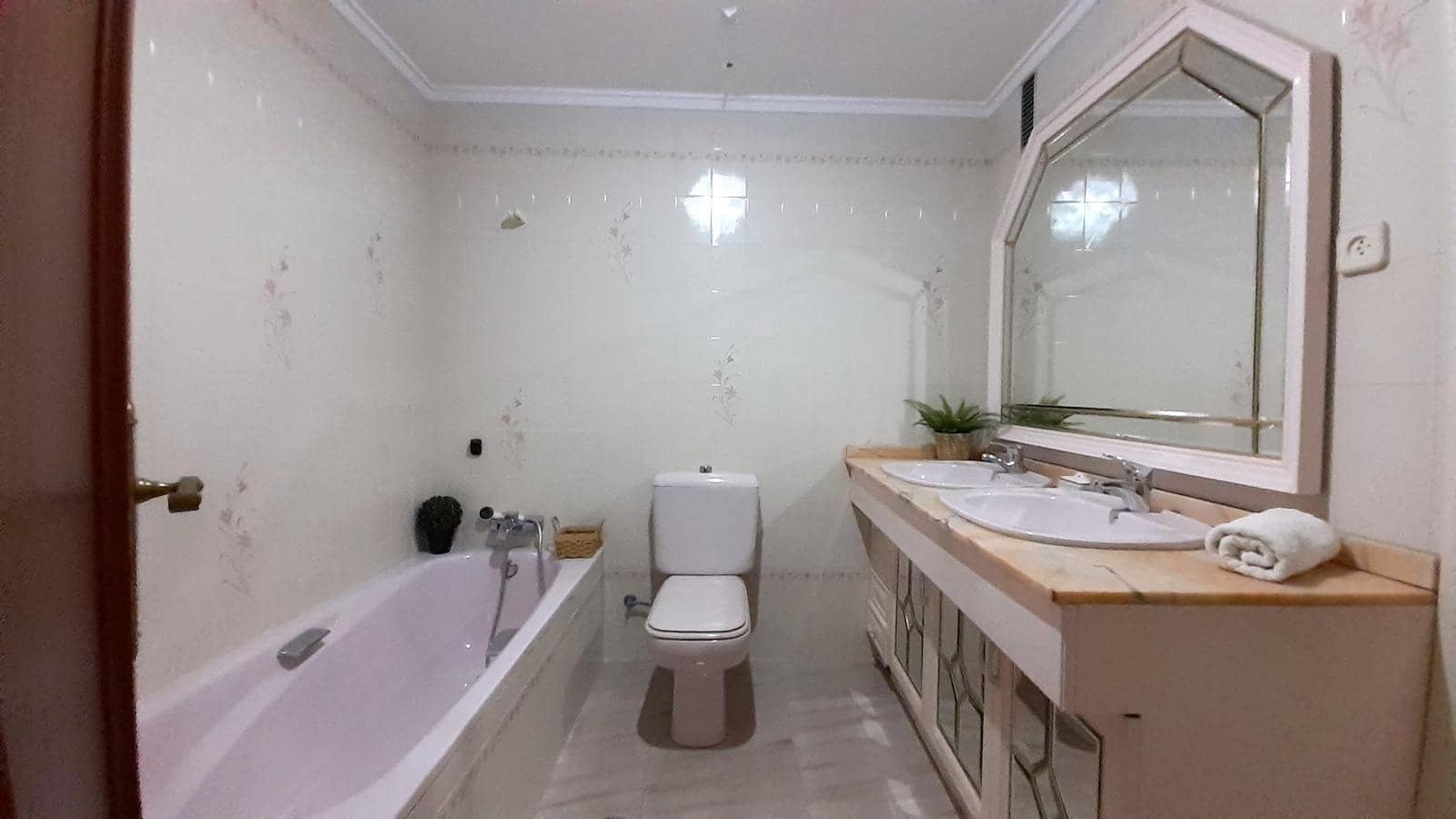 4 soveværelse Lejlighed til salg i Torrevieja - € 285.000 (Ref: 10083863)
