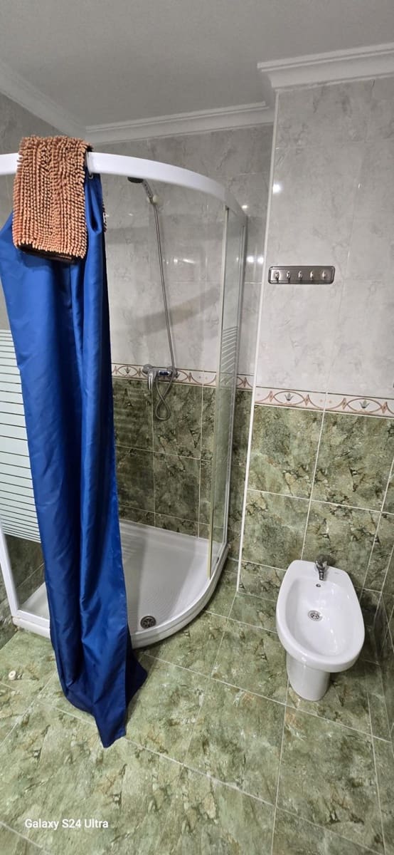 4 sovrum Lägenhet till salu i Torrevieja - 290 000 € (Ref: 10083866)