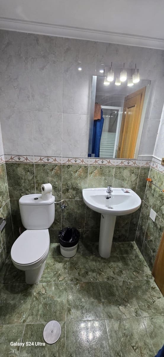 4 sovrum Lägenhet till salu i Torrevieja - 290 000 € (Ref: 10083866)