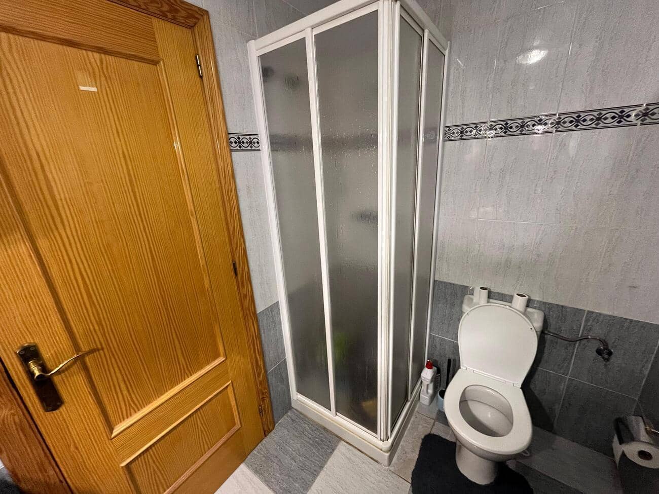 3 soveværelse Byhus til salg i Torrevieja med swimmingpool - € 189.000 (Ref: 10083868)