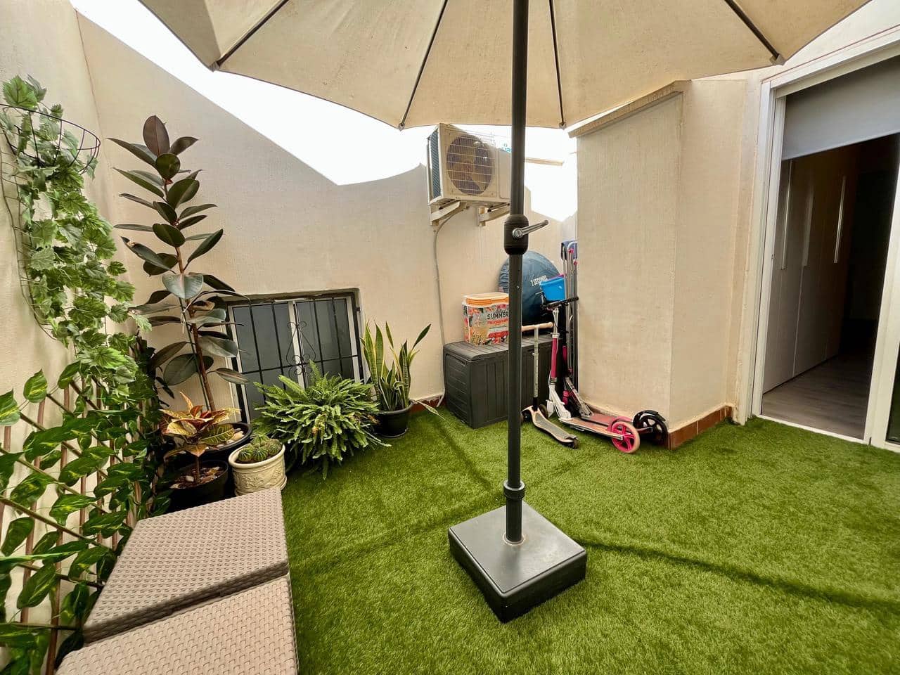 4 sypialnia Apartament na sprzedaż w Torrevieja z garażem - 210 000 € (Ref: 10083869)