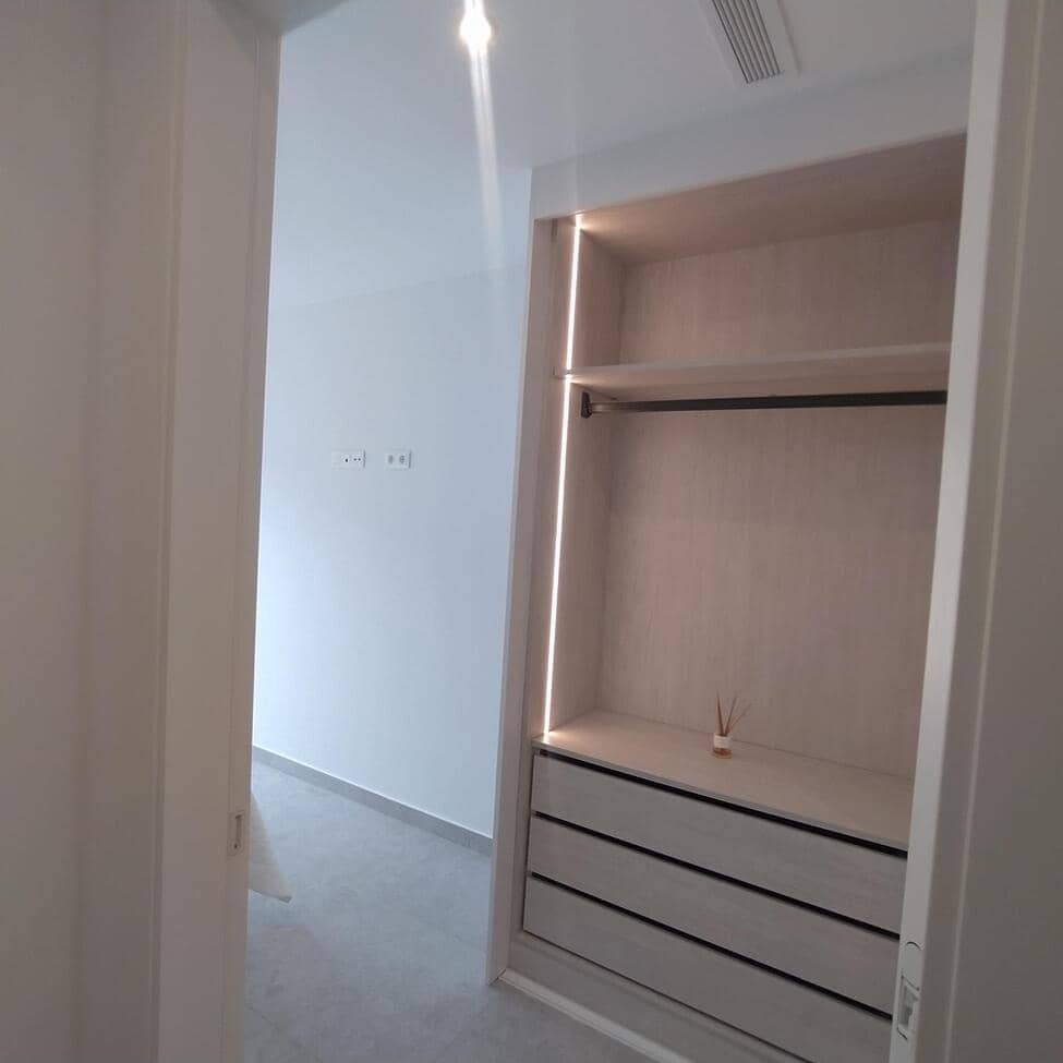 3 sovrum Lägenhet till salu i Torrevieja med pool - 349 900 € (Ref: 10083878)