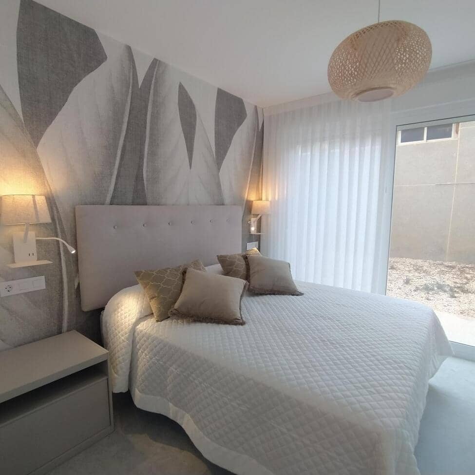 3 sovrum Lägenhet till salu i Torrevieja med pool - 349 900 € (Ref: 10083878)