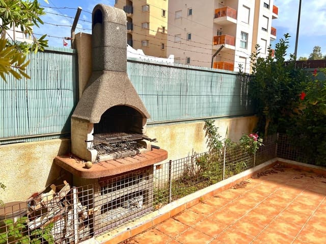3 makuuhuone Huoneisto myytävänä paikassa Nueva Torrevieja, Torrevieja mukana uima-altaan 
autotalli - 330 000 € (Ref: 10083885)