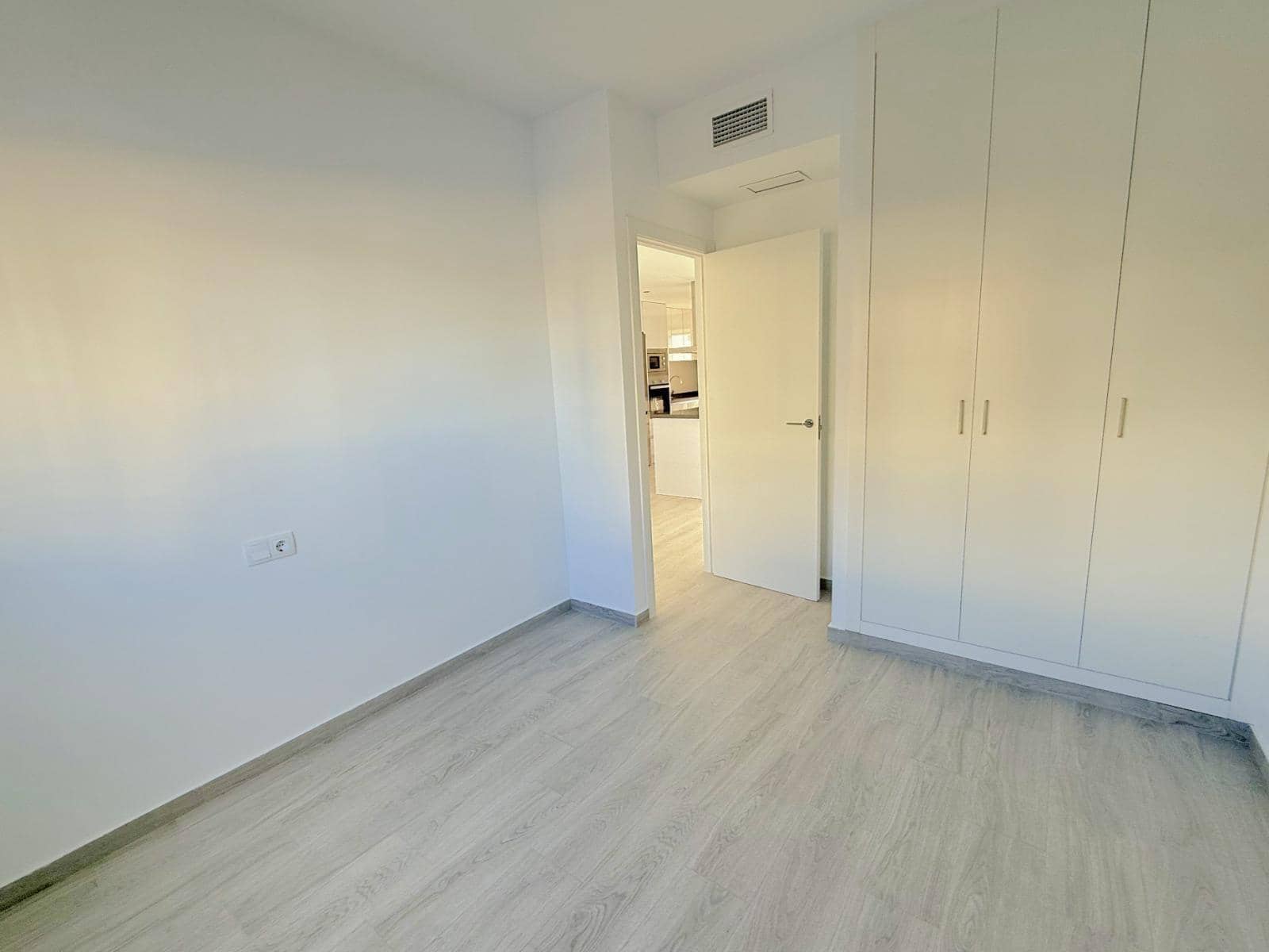 3 Zimmer Apartment zu verkaufen in Orihuela Costa mit Pool - 378.000 € (Ref: 10083888)