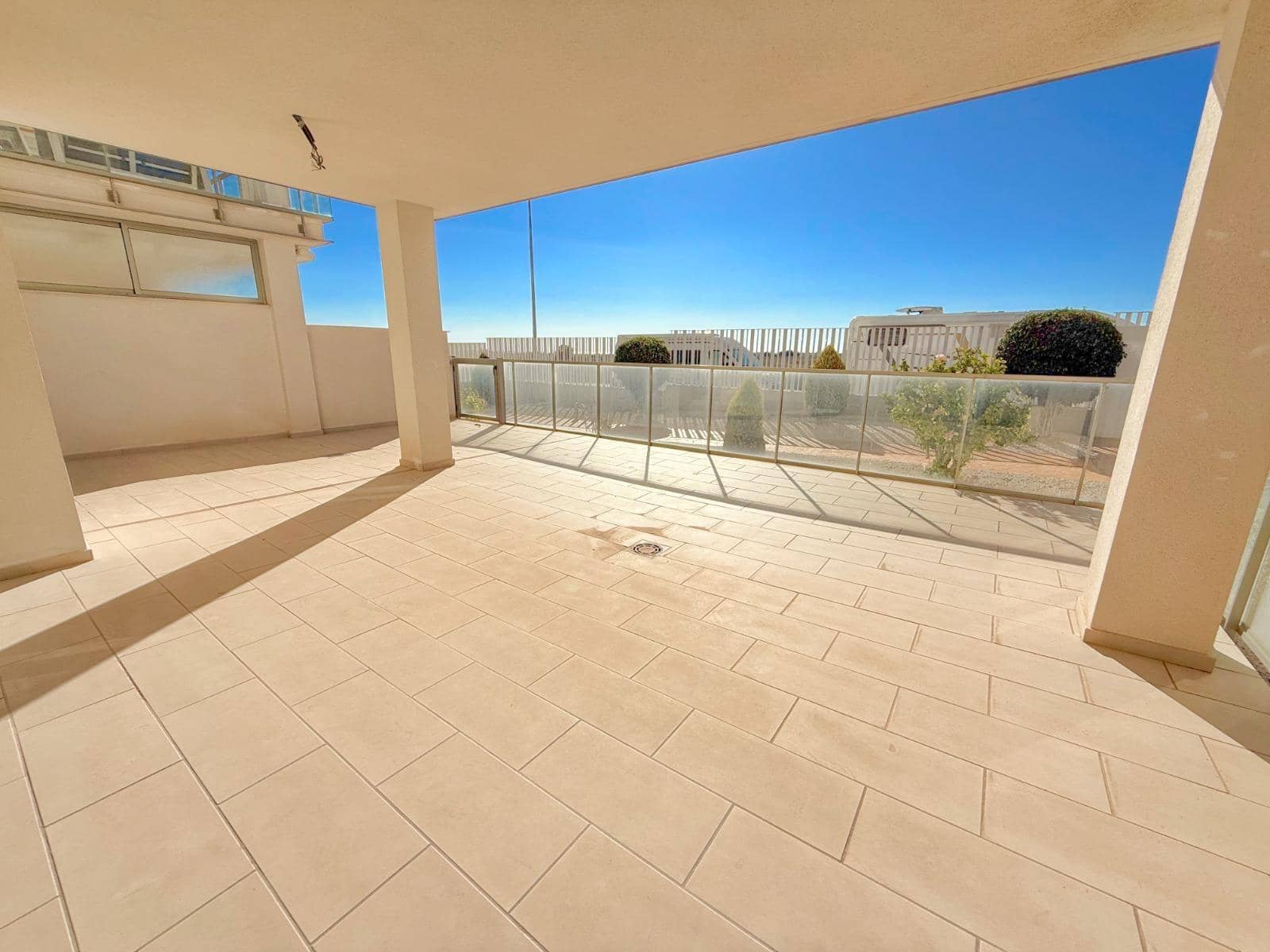 3 Zimmer Apartment zu verkaufen in Orihuela Costa mit Pool - 378.000 € (Ref: 10083888)